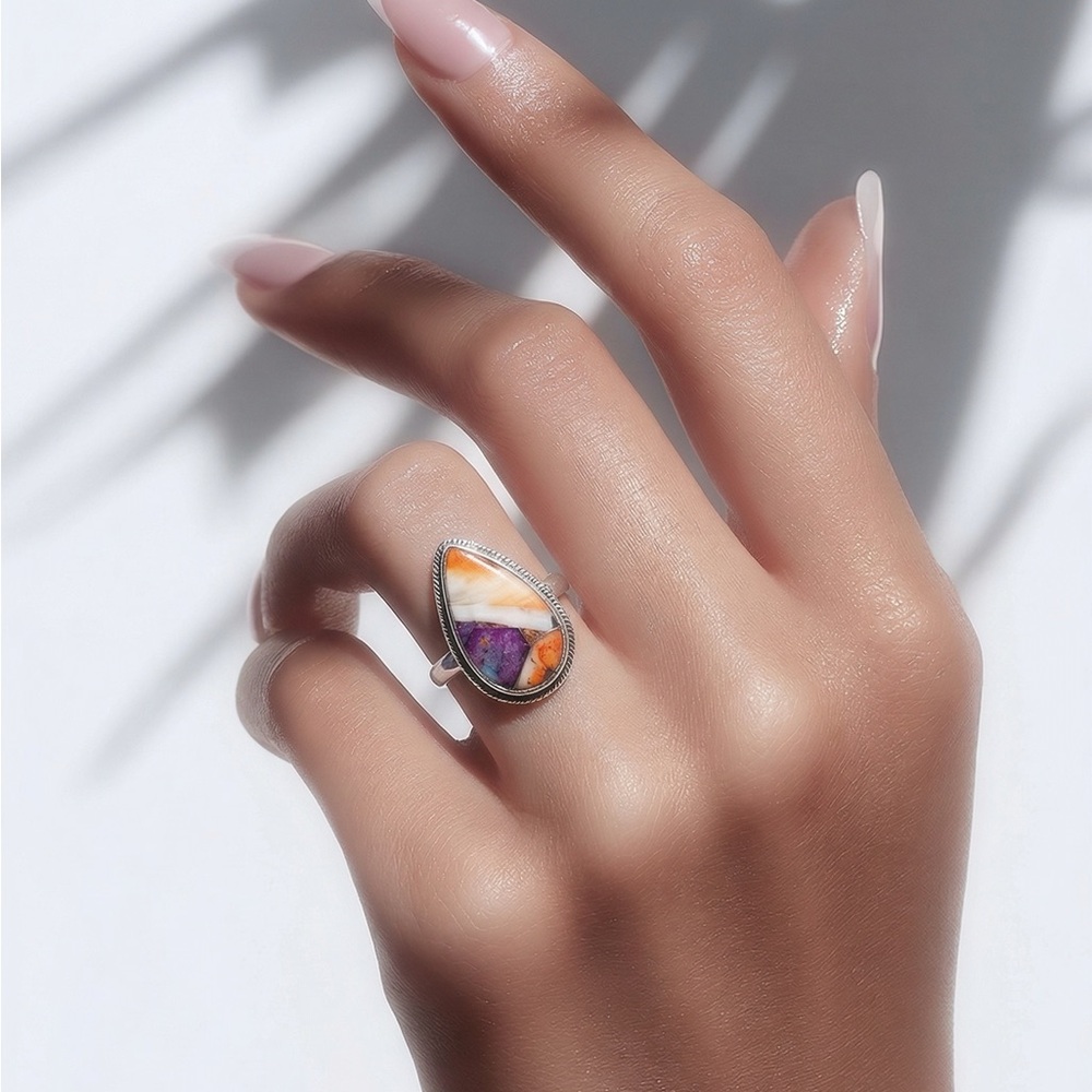 Spiny Oyster Purple Turquoise Ring - Picture 2 of 13
